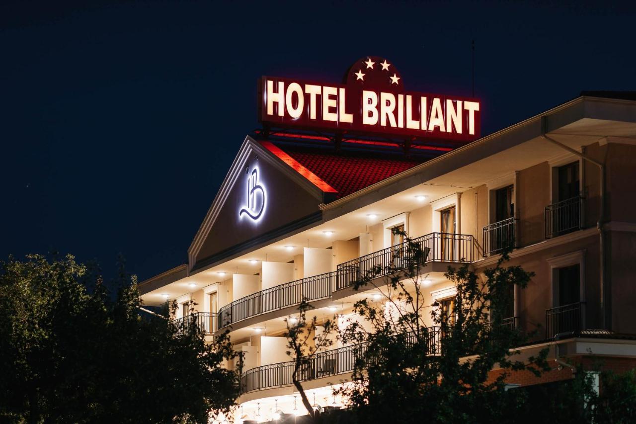 Briliant Hotel Cluj-Napoca Exterior photo