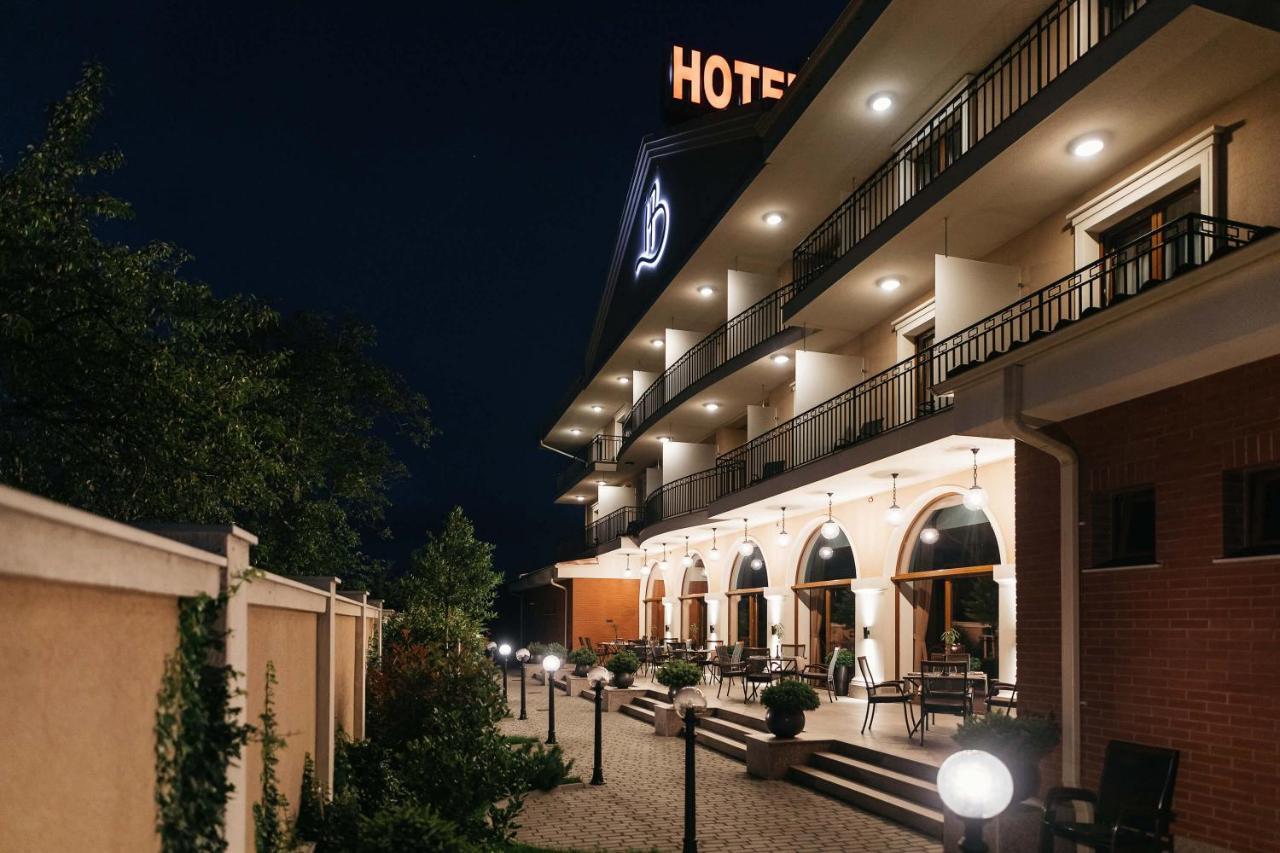 Briliant Hotel Cluj-Napoca Exterior photo