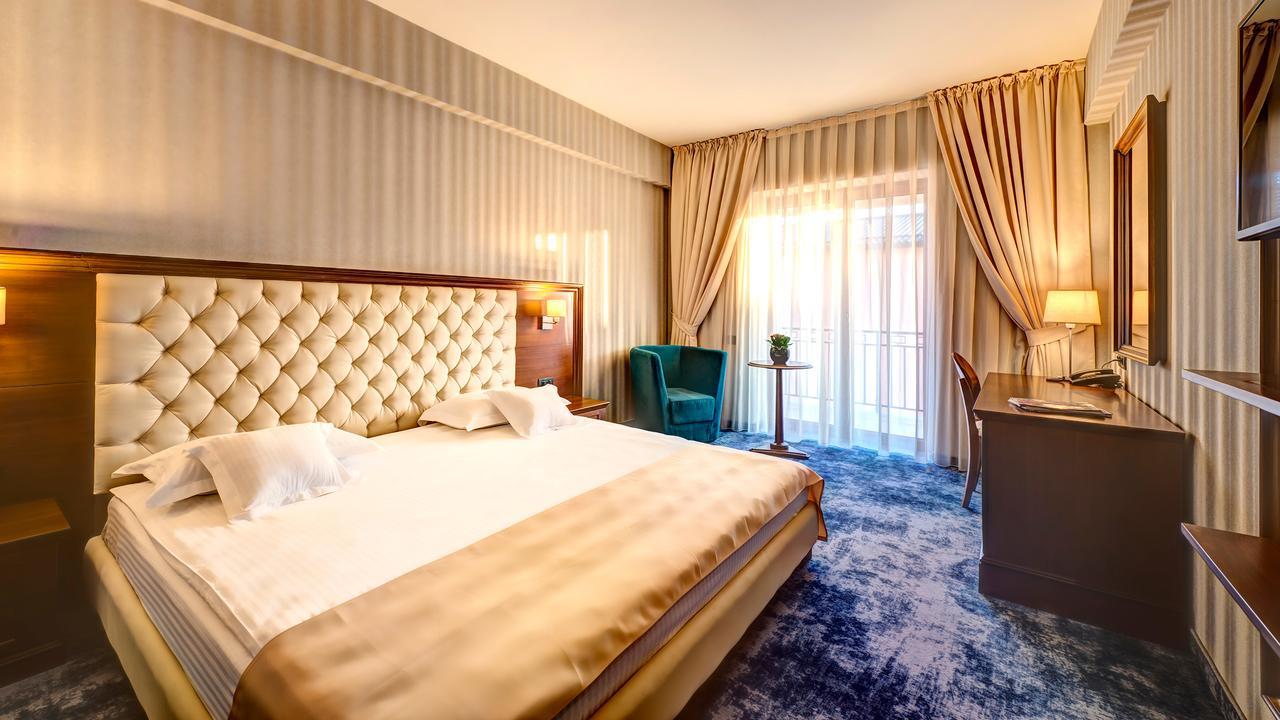 Briliant Hotel Cluj-Napoca Exterior photo