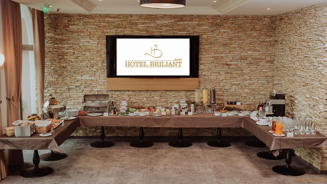 Briliant Hotel Cluj-Napoca Exterior photo